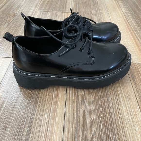 Super Cute Women’s Platform Shoes - Picture 10 of 12